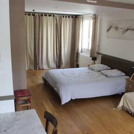 Chambre Avec Entree Independante Сен-Приест Экстерьер фото